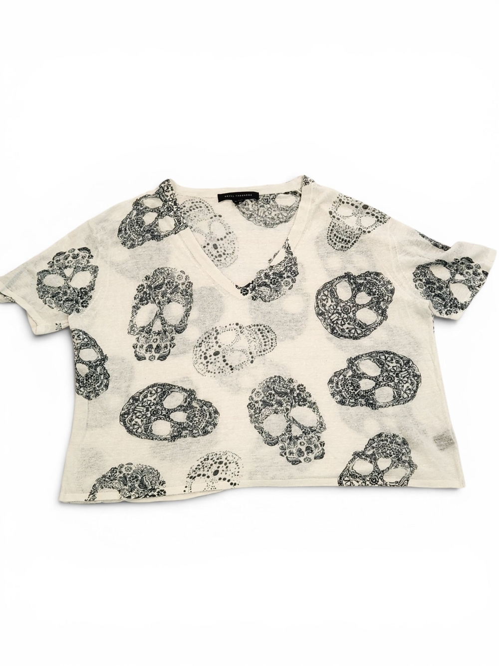 Skull Cashmere Cream Knit Top with Black Skulls Size M